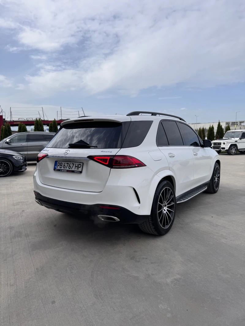 Mercedes-Benz GLE 580 * PANO* FULL* , снимка 4 - Автомобили и джипове - 50384871