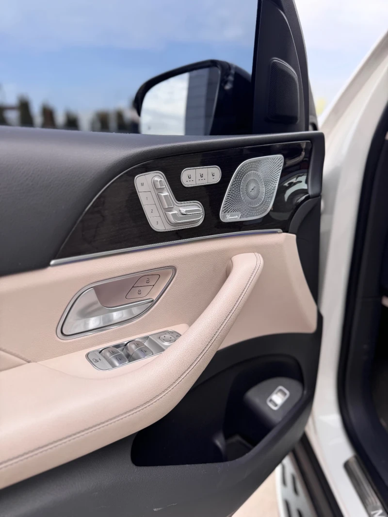 Mercedes-Benz GLE 580 * PANO* FULL* , снимка 9 - Автомобили и джипове - 50384871