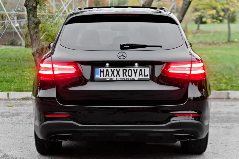 Mercedes-Benz GLC 250 AMG Line, снимка 6 - Автомобили и джипове - 52328100
