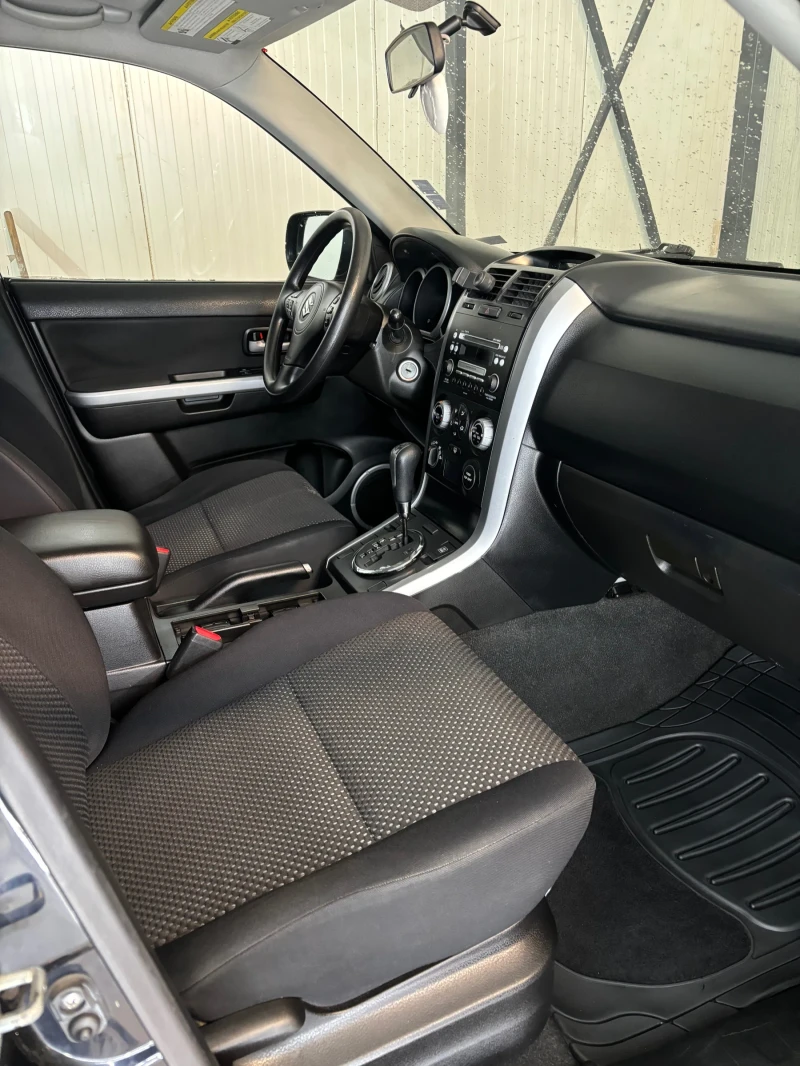 Suzuki Grand vitara V6 2.7 газ, снимка 7 - Автомобили и джипове - 52488977