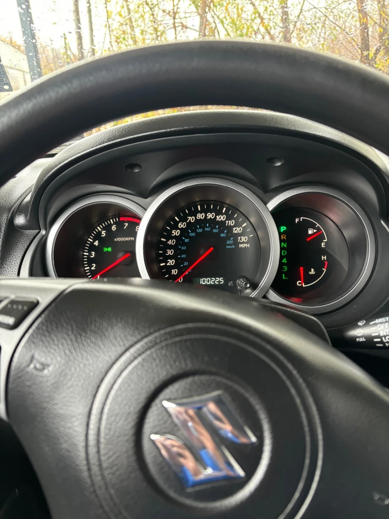 Suzuki Grand vitara V6 2.7 газ, снимка 10 - Автомобили и джипове - 52488977