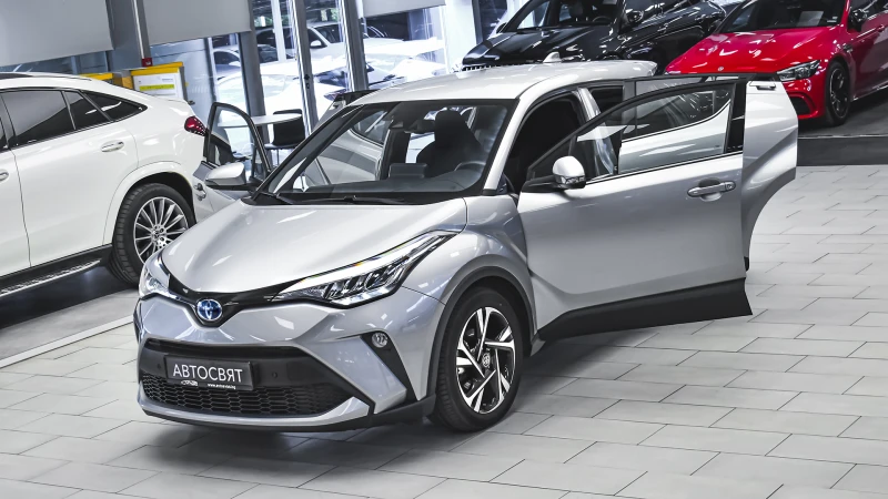 Toyota C-HR 2.0 Hybrid Club Automatic - 54900 лв. - 92407262 1