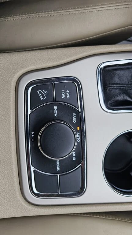 Jeep Grand cherokee Limited 4WD, снимка 12 - Автомобили и джипове - 53072201