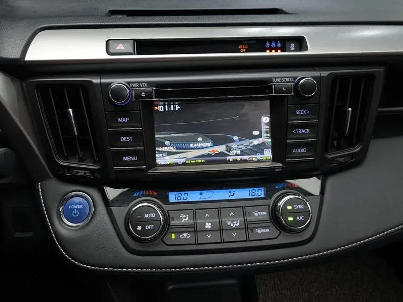 Toyota Rav4 2.5 4WD HYBRID, снимка 13 - Автомобили и джипове - 55347507