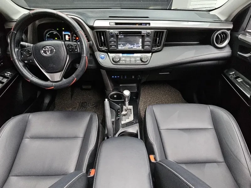 Toyota Rav4 2.5 4WD HYBRID, снимка 7 - Автомобили и джипове - 55347507
