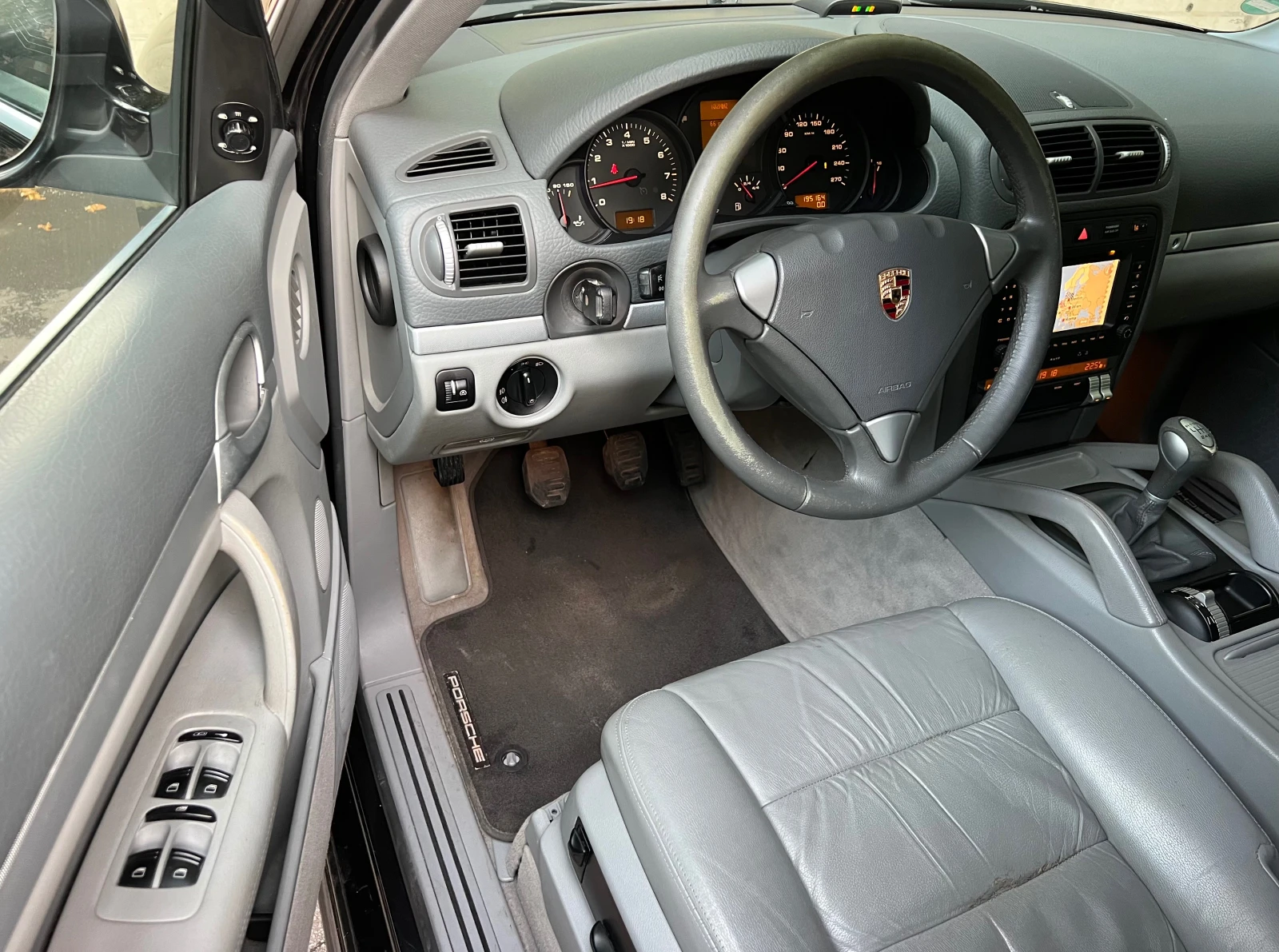 Porsche Cayenne 3.2i XENON/NAVI/6sk/PODGREV/KOJA/UNIKAT - изображение 9