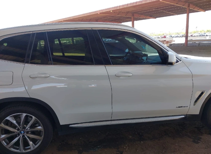 BMW X3 Xdrive30I* 4x4* КОЖЕН САЛОН* ОБДУХВАНЕ - изображение 10