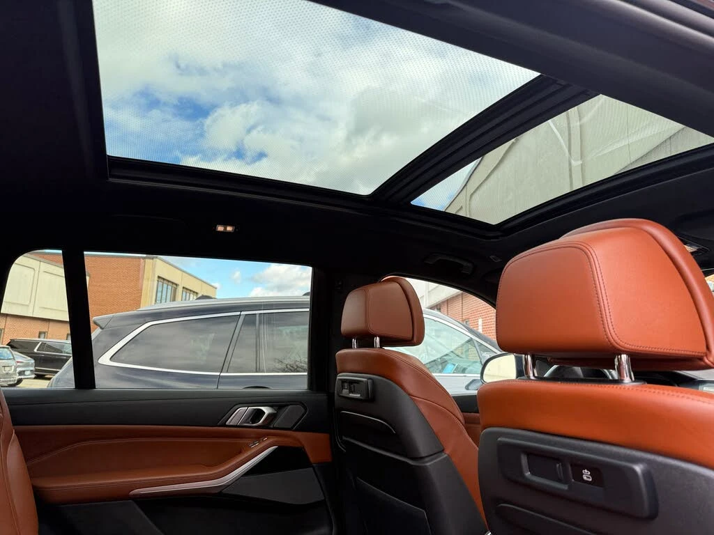 BMW X7 M50i/360/PANO/HEAD-UP/МАСАЖ - изображение 8