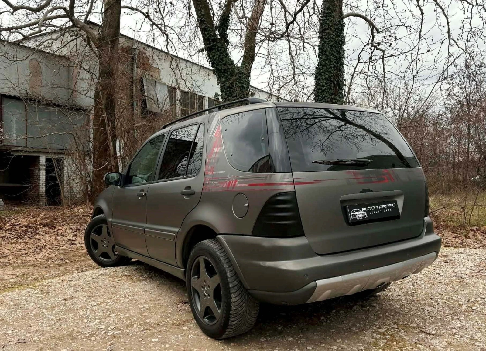 Mercedes-Benz ML 320 3.2 Газ Инж. Нави * AMG* LOW RANGE, снимка 4 - Автомобили и джипове - 53907190