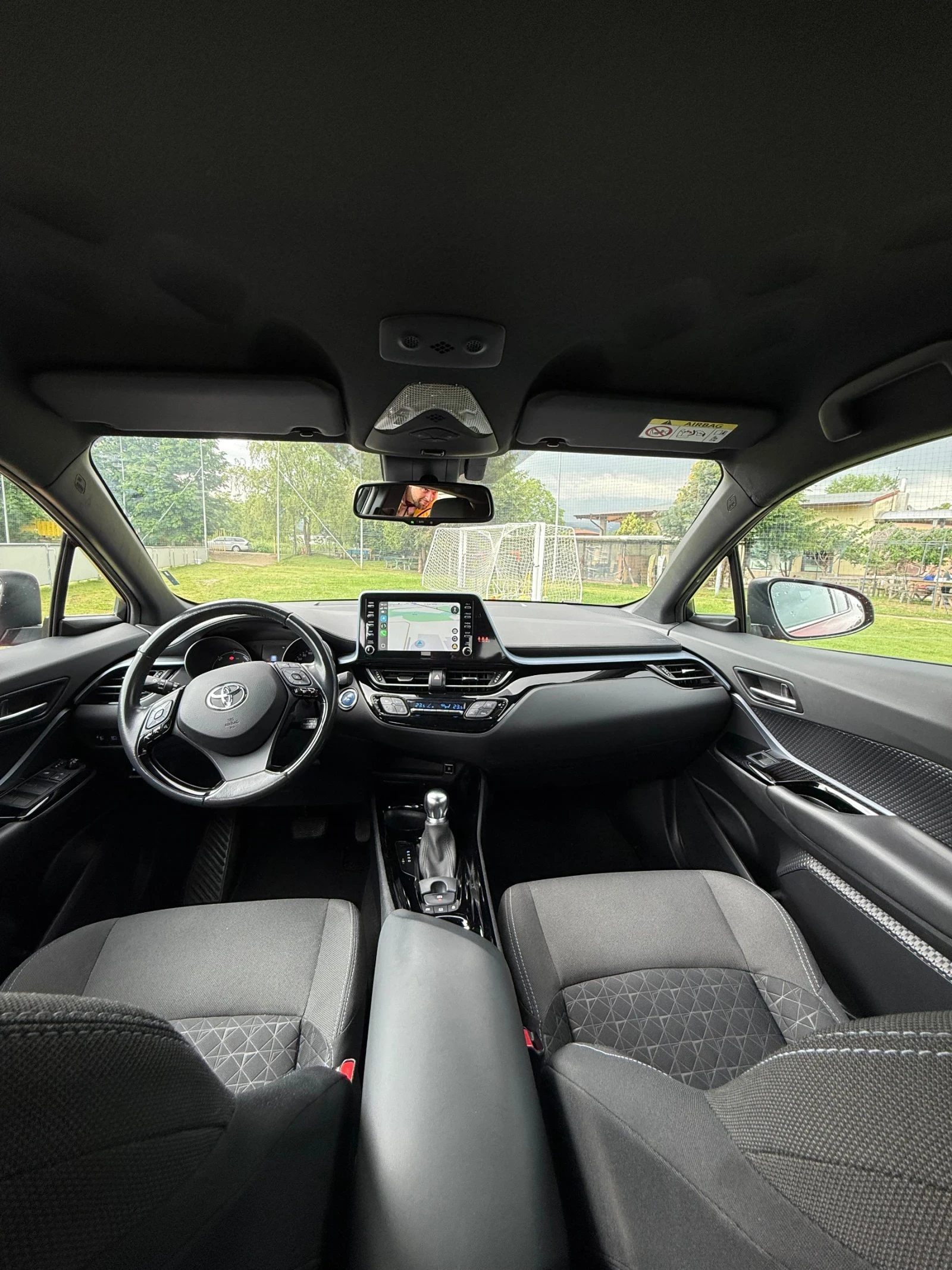 Toyota C-HR 2.0 HYBRID CLUB, снимка 9 - Автомобили и джипове - 54652207