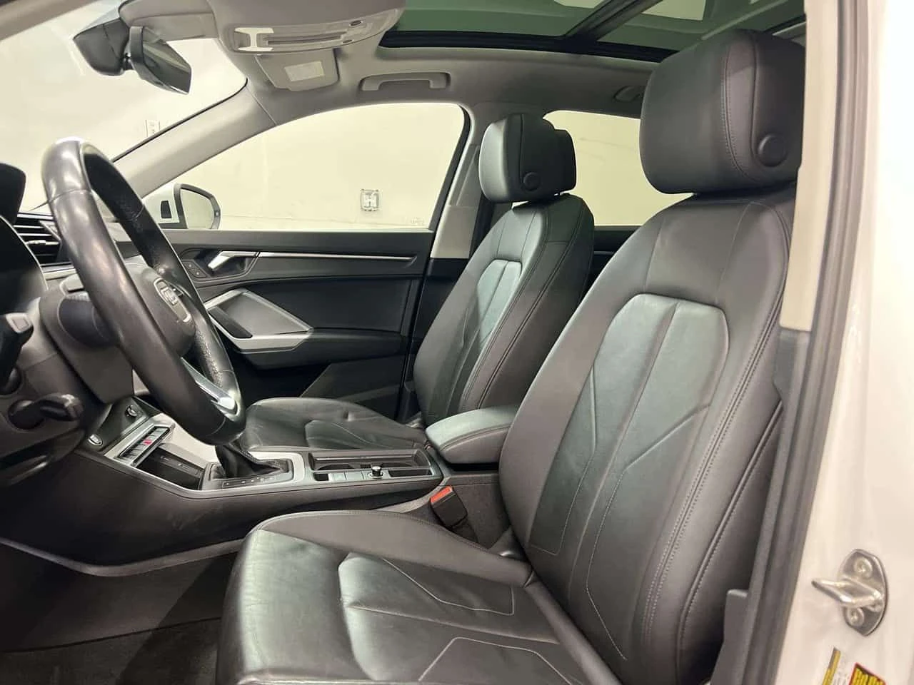 Audi Q3 * PROGRESSIV AWD | S LINE | LEATHER | PANO ROOF |  | Mobile.bg � ����������� 12