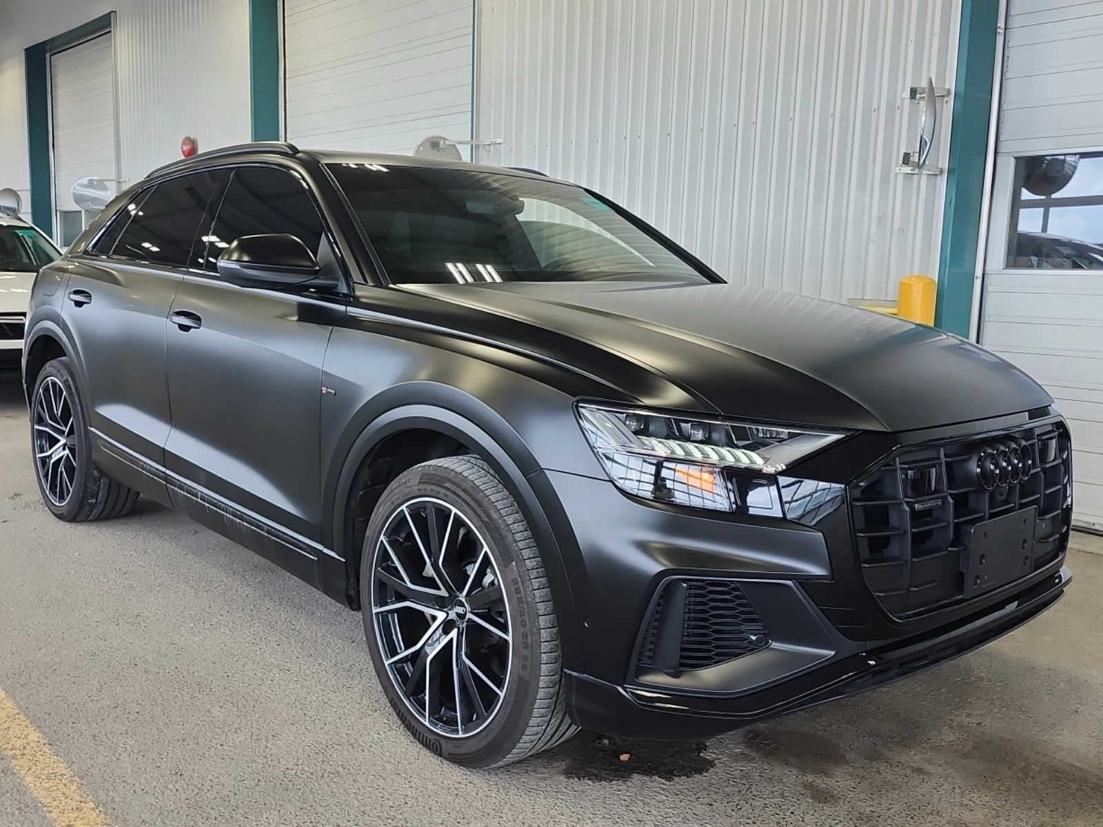 Audi Q8 PRESTIGE S-LINE* MATRIX* DISTRONIC* BANG&OLUFSEN* , снимка 2 - Автомобили и джипове - 54996809
