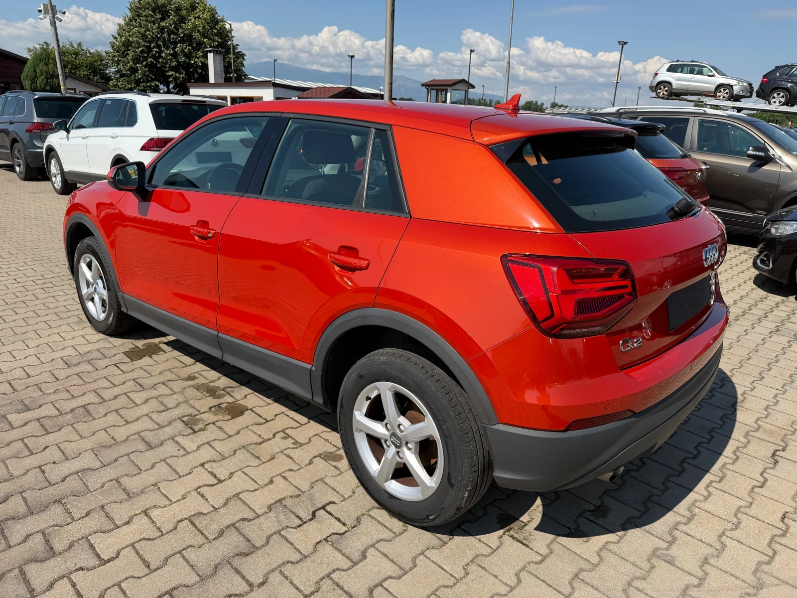 Audi Q2 1.6TDI NAVI EURO 6, снимка 8 - Автомобили и джипове - 55176054