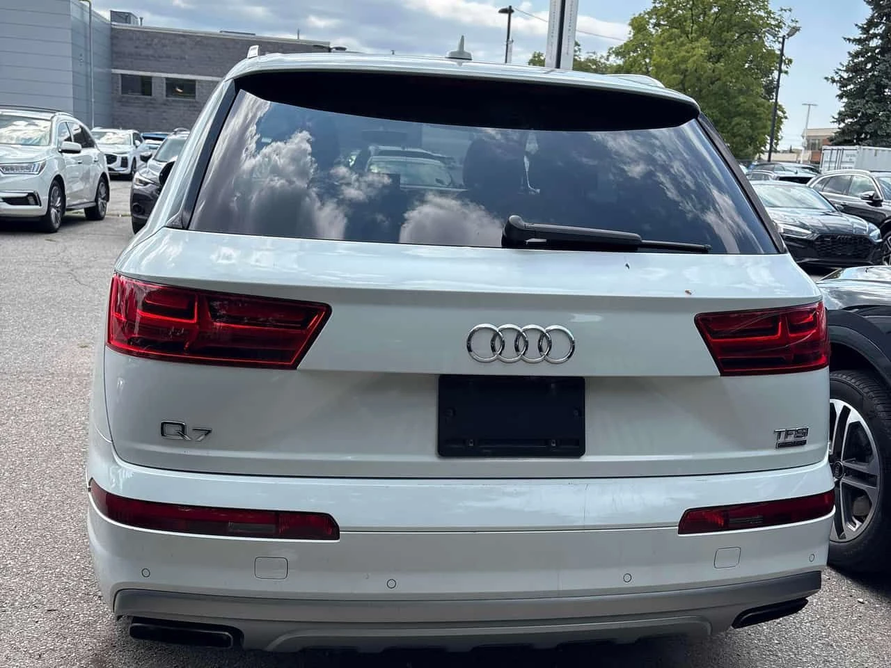Audi Q7 3.0T Technik | CARFAX | БЕЗ ИНЦИДЕНТИ | OT AUDI, снимка 5 - Автомобили и джипове - 55670100