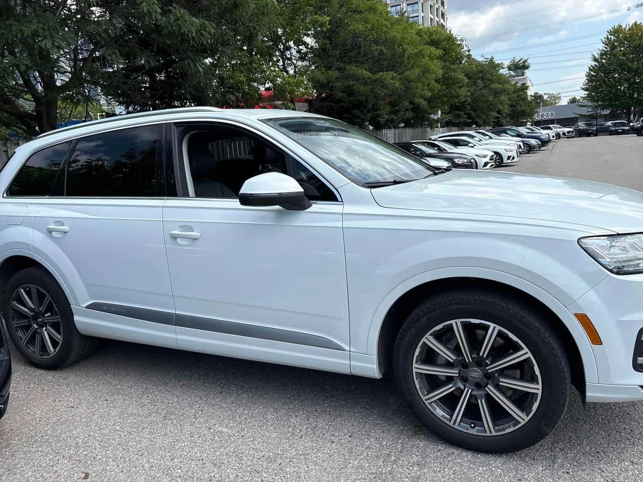 Audi Q7 3.0T Technik | CARFAX | БЕЗ ИНЦИДЕНТИ | OT AUDI, снимка 4 - Автомобили и джипове - 55670100