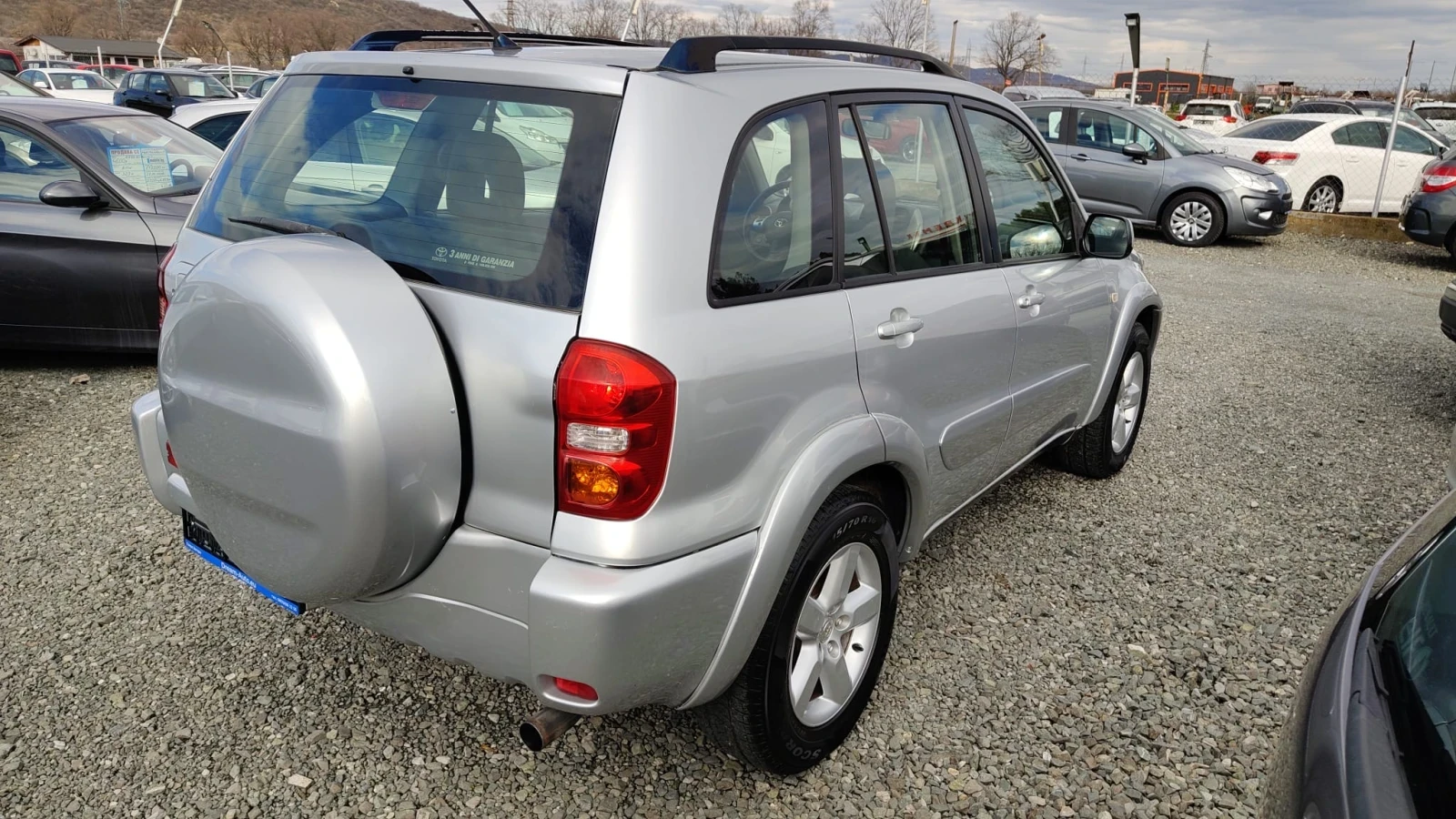 Toyota Rav4 2.0D4D, снимка 4 - Автомобили и джипове - 55810950