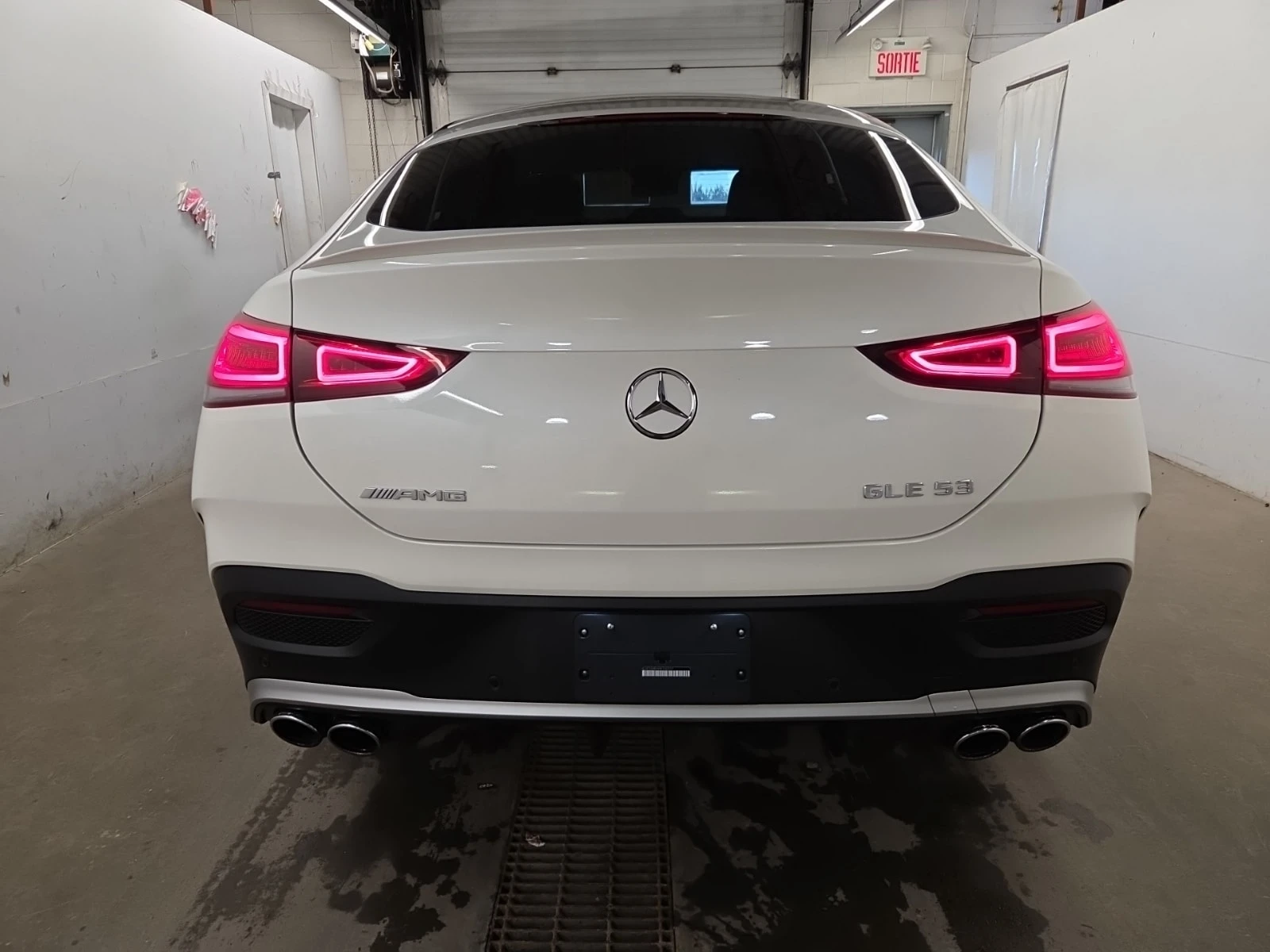 Mercedes-Benz GLE 53 4MATIC ����* DISTRONIC* BURMESTER* 360*  | Mobile.bg � ����������� 17