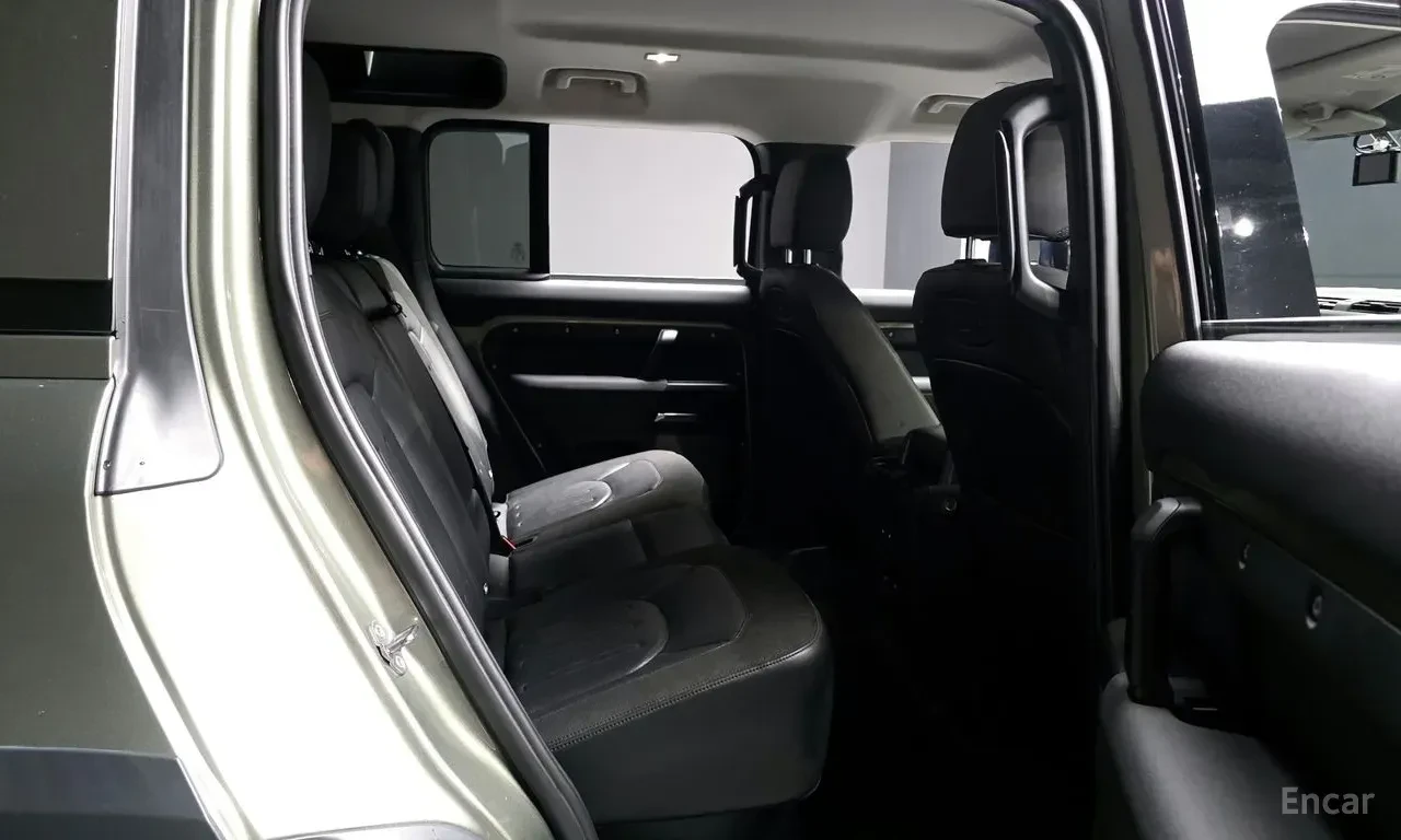 Land Rover Defender D240* S* ДИСТРОНИК* 360КАМЕРА* ПОДГРЕВ* , снимка 14 - Автомобили и джипове - 56292539