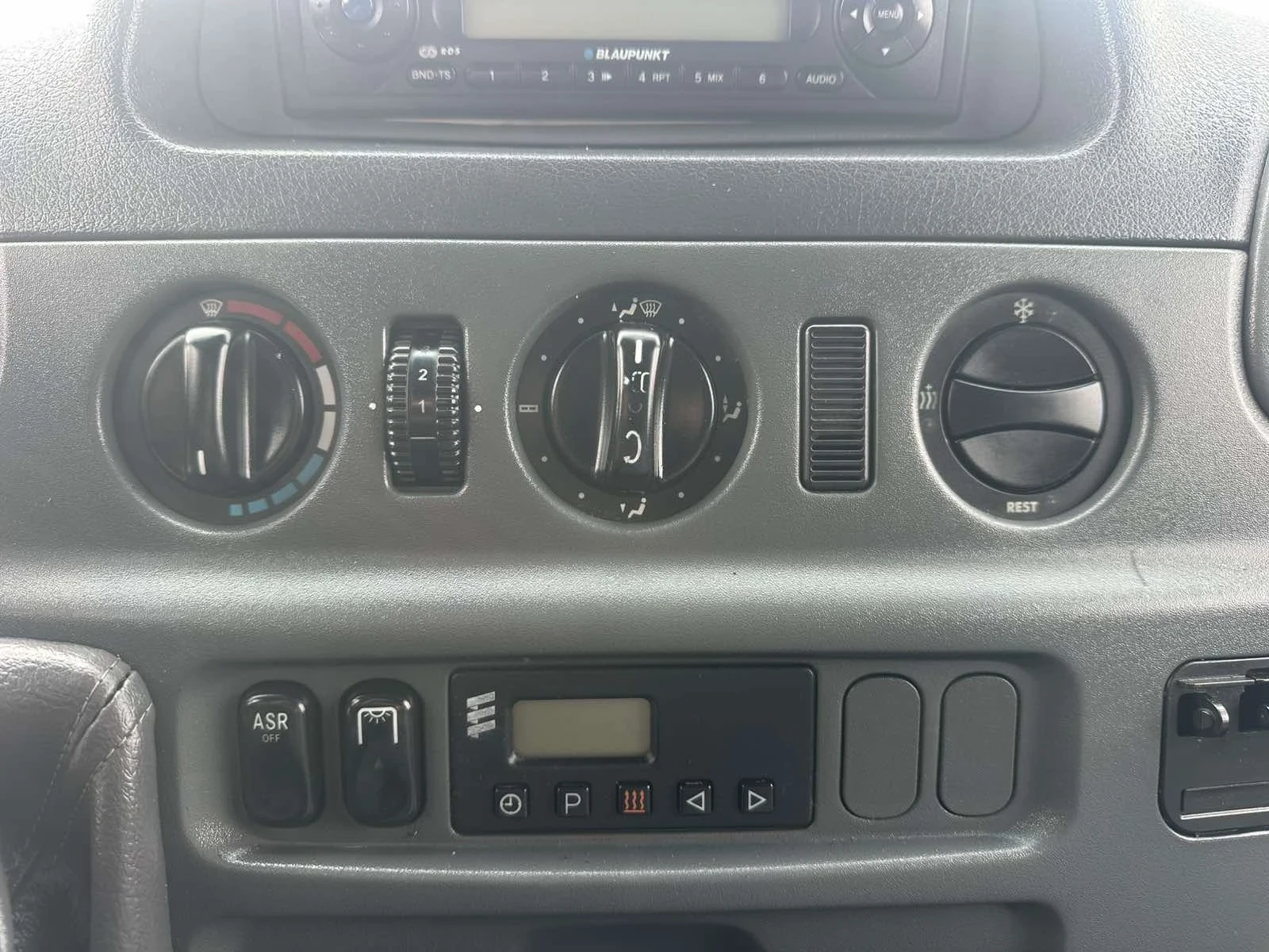 Mercedes-Benz Sprinter 416, снимка 15 - Бусове и автобуси - 53938172