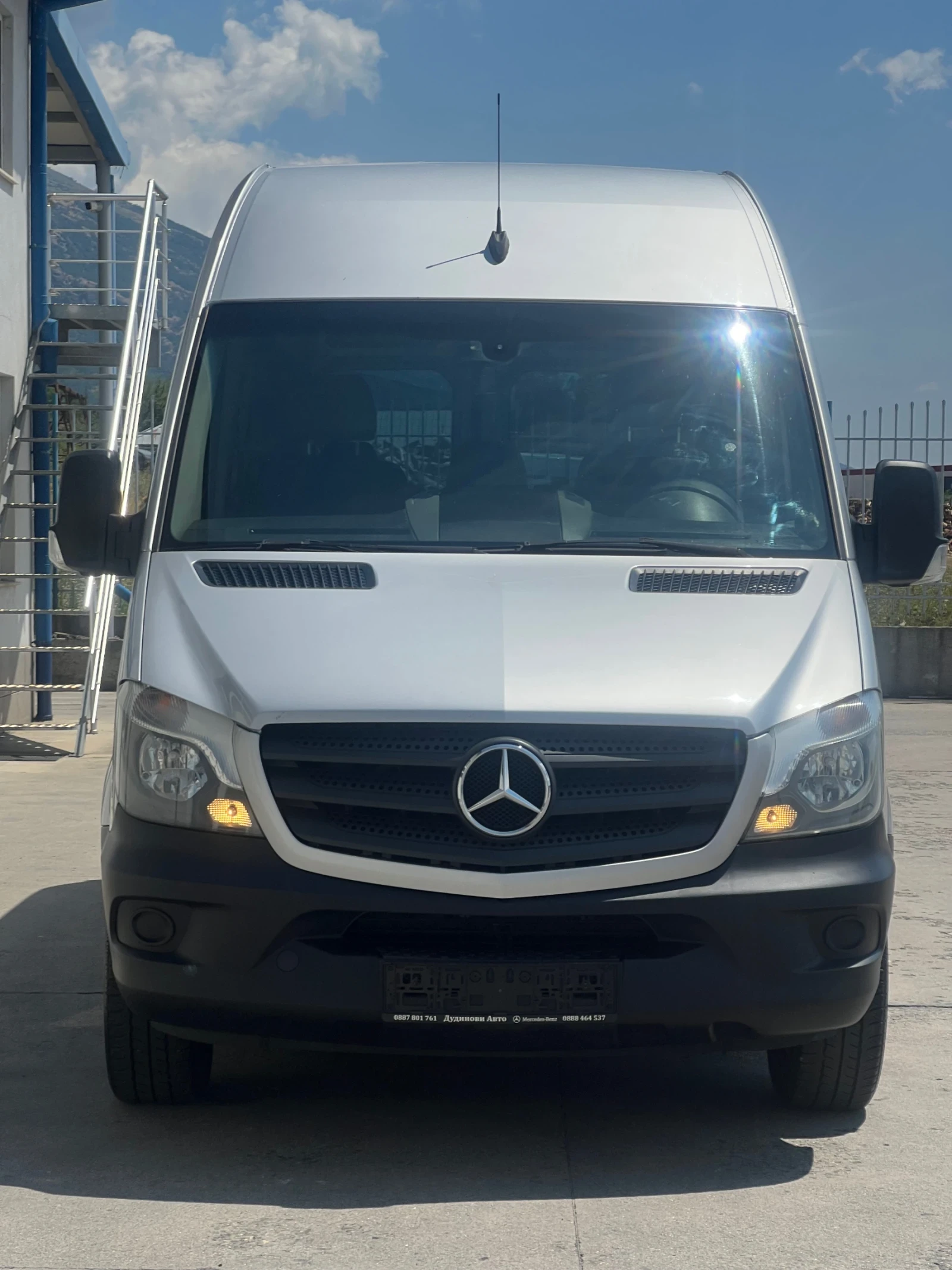 Mercedes-Benz Sprinter Пътнически 8+ 1места / Евро 6 / Климатроник, снимка 2 - Бусове и автобуси - 55362091