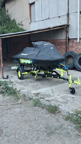 Джет Bombardier Sea Doo Wake Pro 230, снимка 13