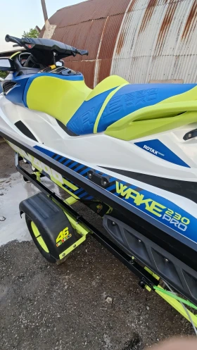 Джет Bombardier Sea Doo Wake Pro 230, снимка 5