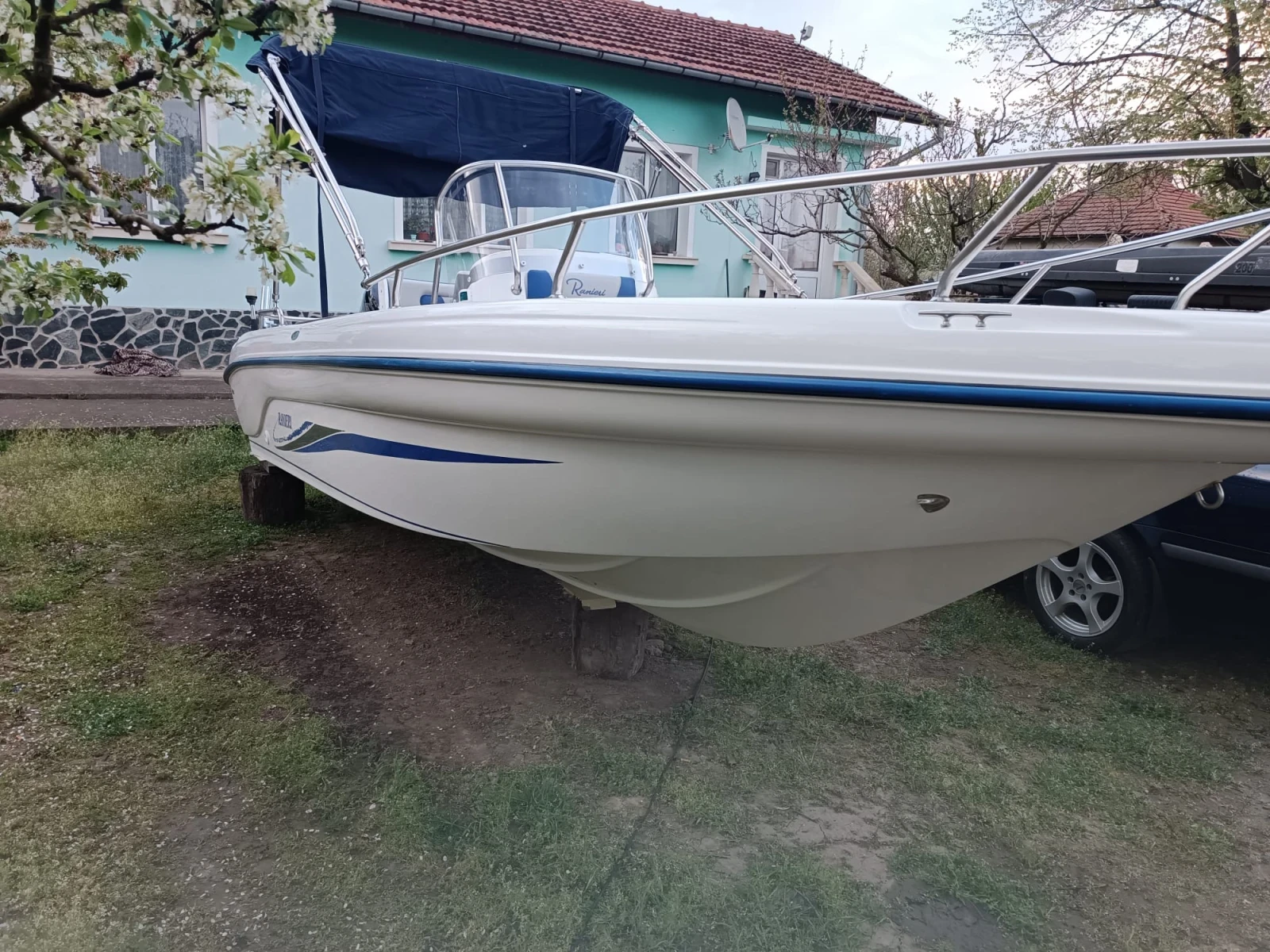 Лодка Ranieri Soverato, снимка 6 - Воден транспорт - 54235818