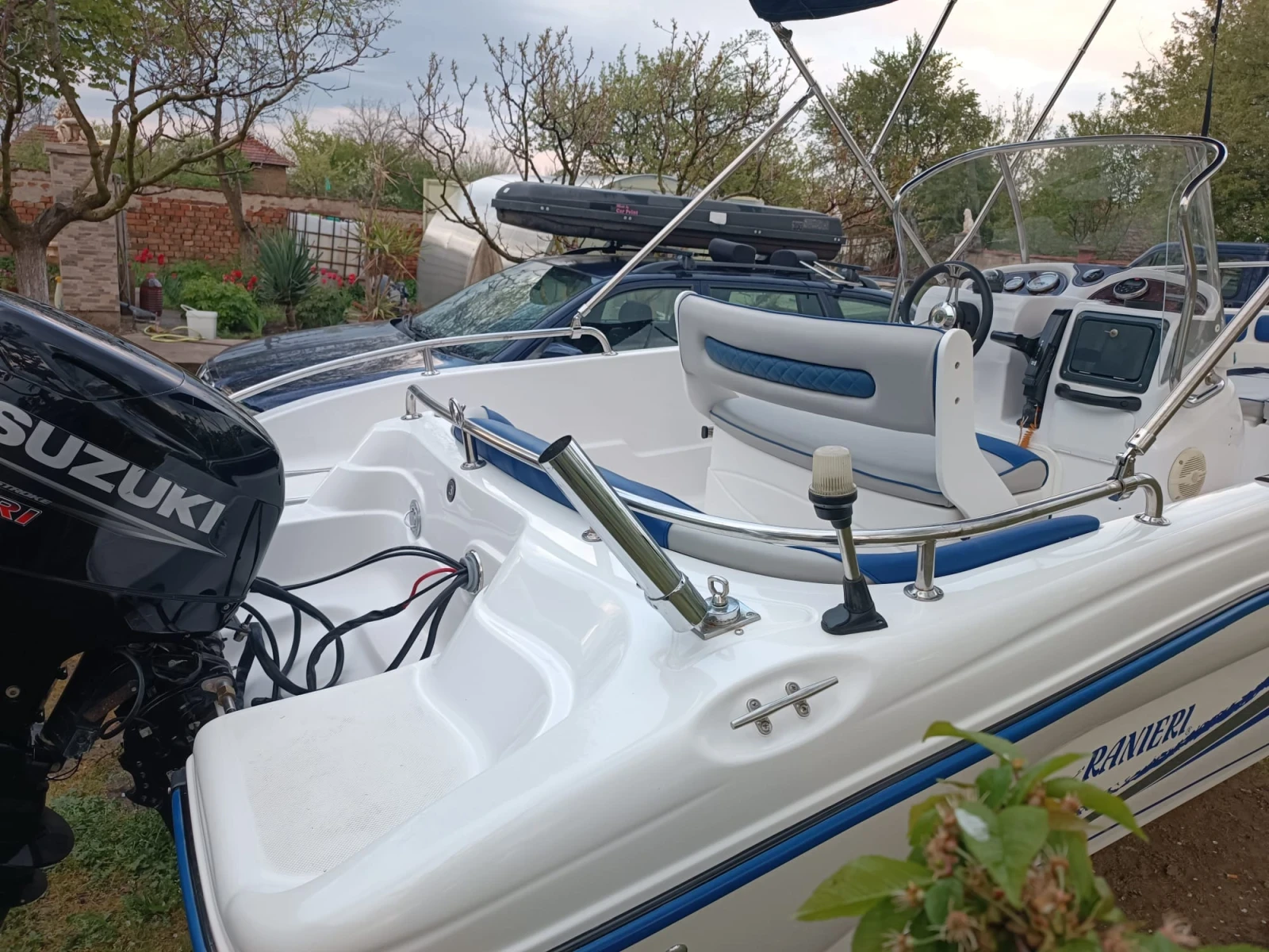 Лодка Ranieri Soverato, снимка 14 - Воден транспорт - 54235818