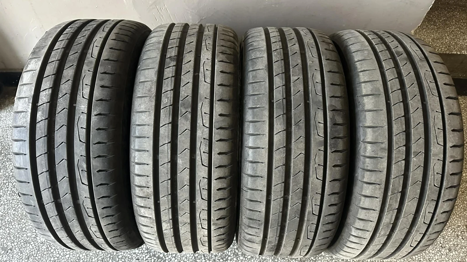 Гуми Летни 225/45R17, снимка 4 - Гуми и джанти - 53934398