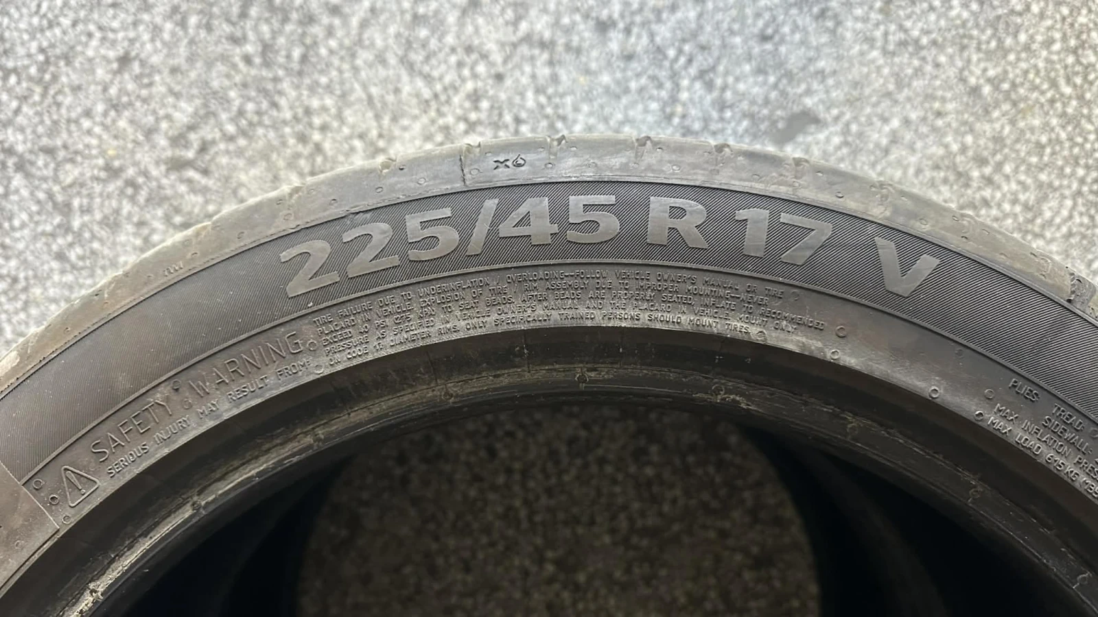 Гуми Летни 225/45R17, снимка 3 - Гуми и джанти - 53934398