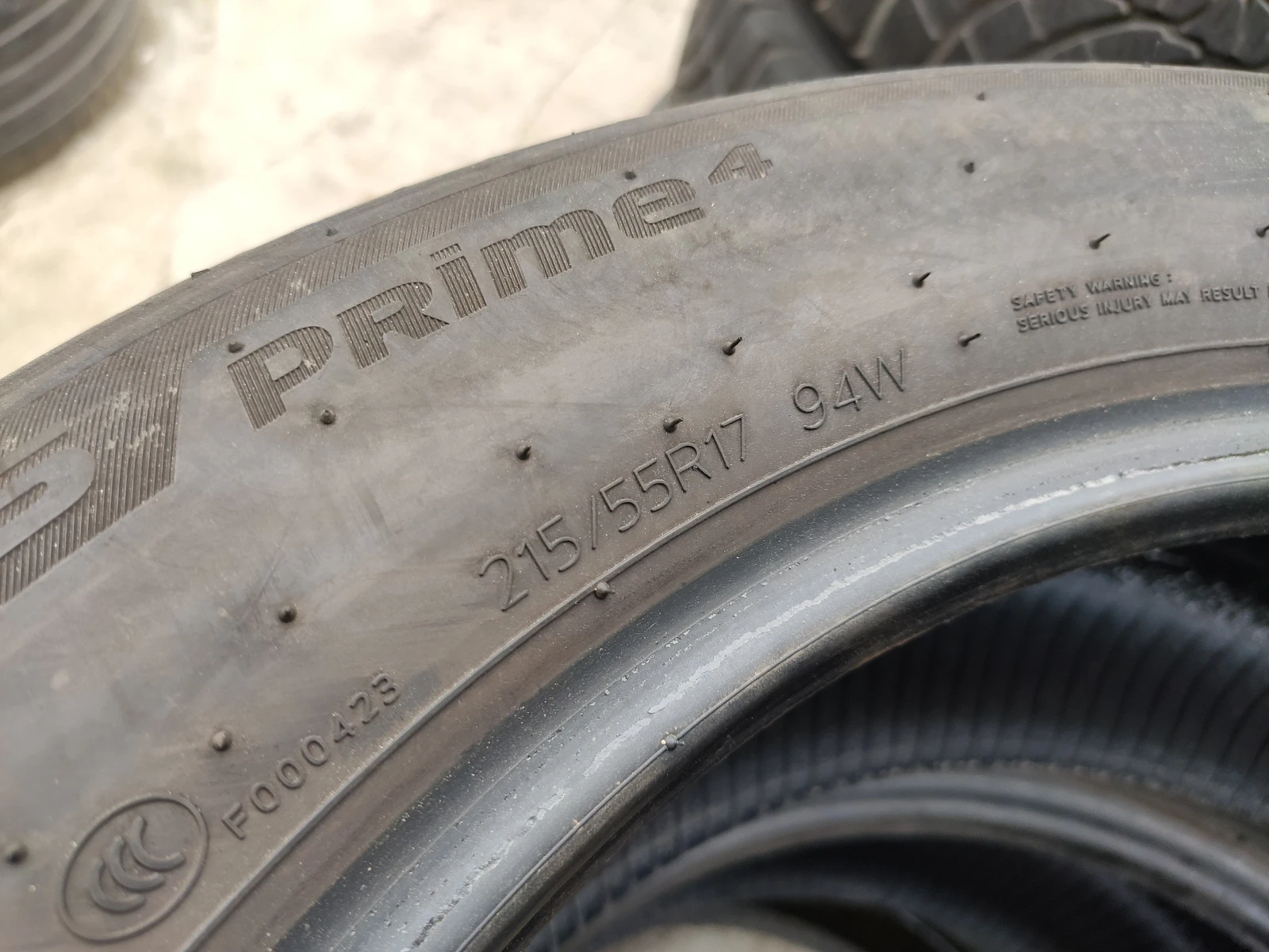 Гуми Летни 215/55R17, снимка 7 - Гуми и джанти - 55581693