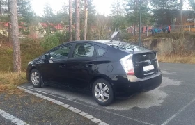 Toyota Prius, снимка 3