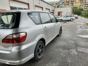 Toyota Avensis verso D4D, снимка 4