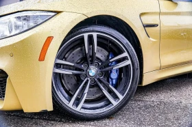 BMW M4 РЪЧКА* ХЕДЪП* H/K* CARBON* ПОДГРЕВ ВОЛАН, снимка 17