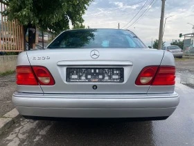 Mercedes-Benz E 200 AVANTGARDE/УНИКАТ, снимка 6