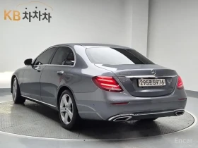 Обява за продажба на Mercedes-Benz E 220 E Class W213 E220D Avantgarde ~36 800 лв. - изображение 1