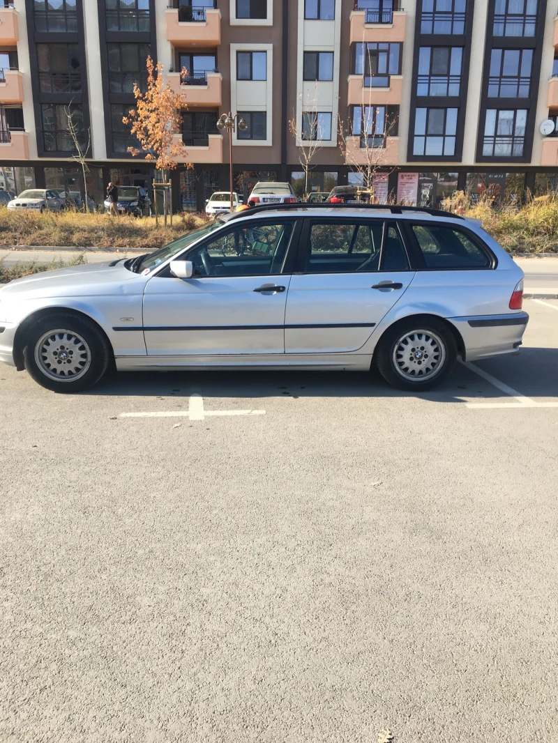 BMW 318 318 I, снимка 2 - Автомобили и джипове - 47972164