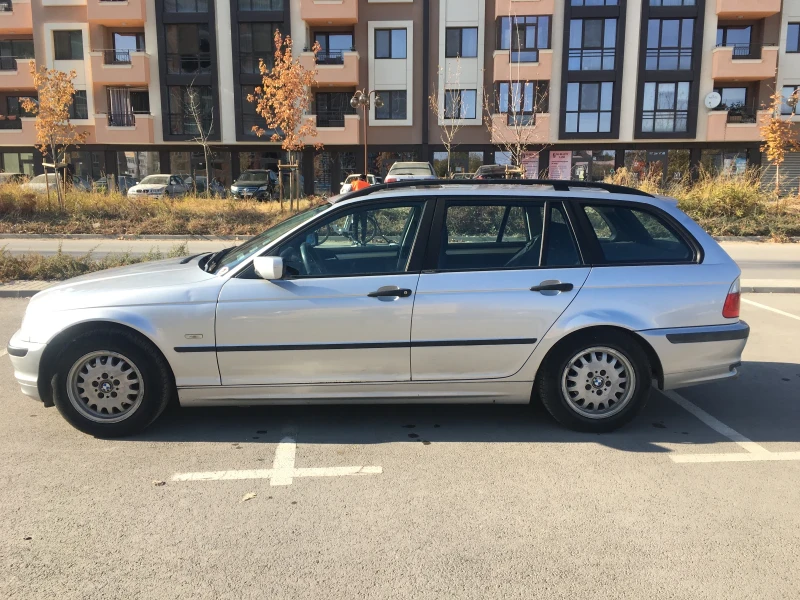 BMW 318 318 I, снимка 1 - Автомобили и джипове - 47972164