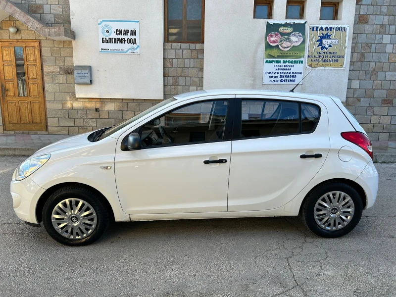 Hyundai I20 1.2i-Drive EURO 5, снимка 7 - Автомобили и джипове - 48801684