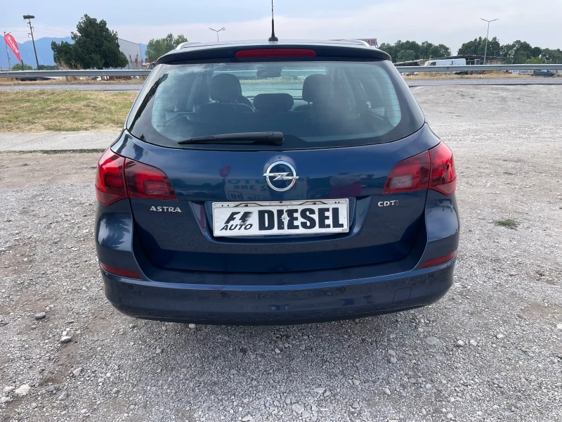 Opel Astra 1.7CDTI-110-ITALIA, снимка 10 - Автомобили и джипове - 50982746