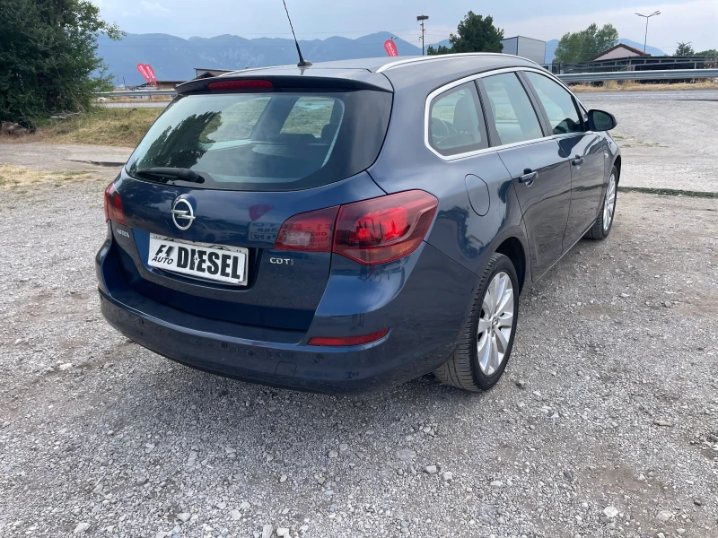 Opel Astra 1.7CDTI-110-ITALIA, снимка 9 - Автомобили и джипове - 50982746