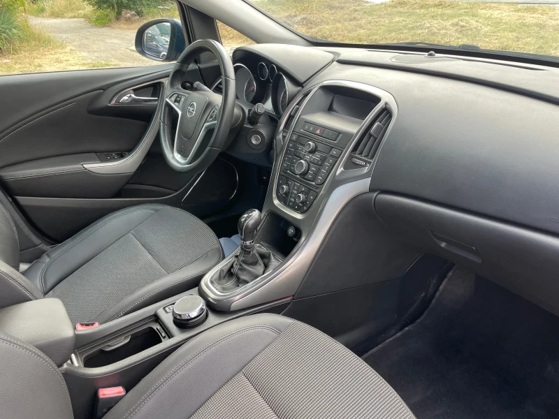 Opel Astra 1.7CDTI-110-ITALIA, снимка 5 - Автомобили и джипове - 50982746