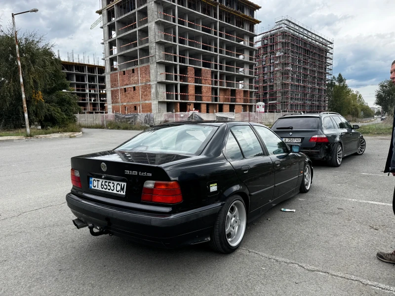 BMW 318 Спортно окачване, Без ръжда, Климатроник , снимка 14 - Автомобили и джипове - 52001707