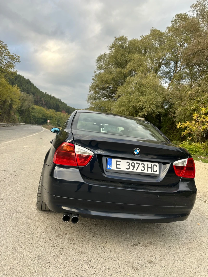 BMW 330, снимка 12 - Автомобили и джипове - 52056175