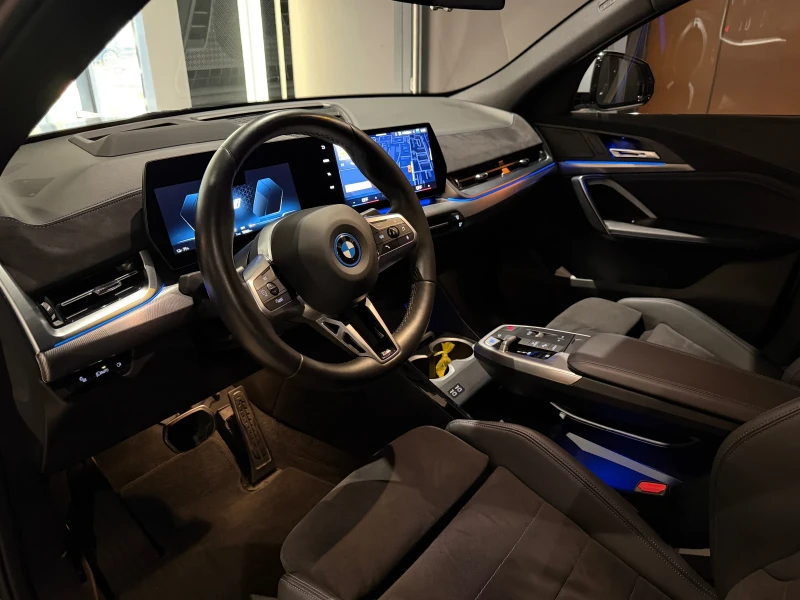 BMW iX2 30 xDrive M, снимка 8 - Автомобили и джипове - 52235693