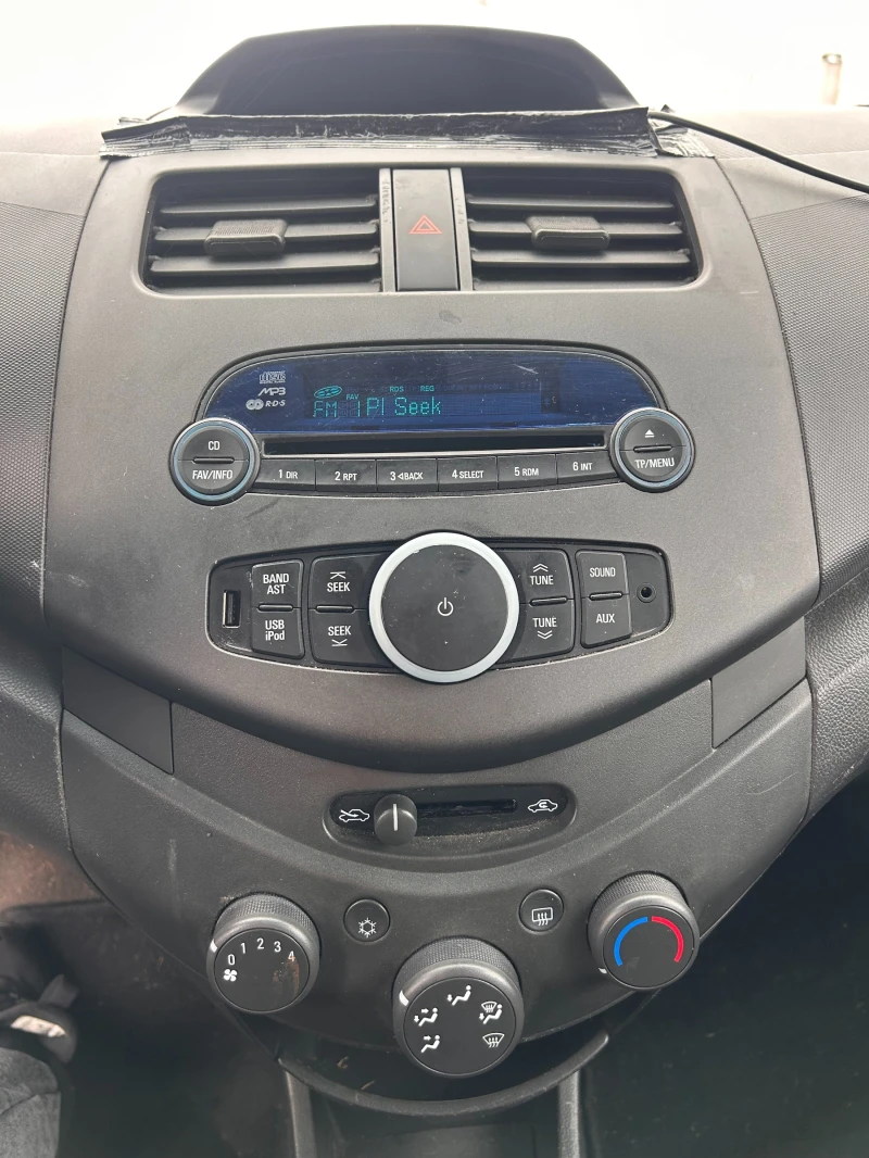 Chevrolet Spark 1.0GAZ EURO 5, снимка 13 - Автомобили и джипове - 52694634