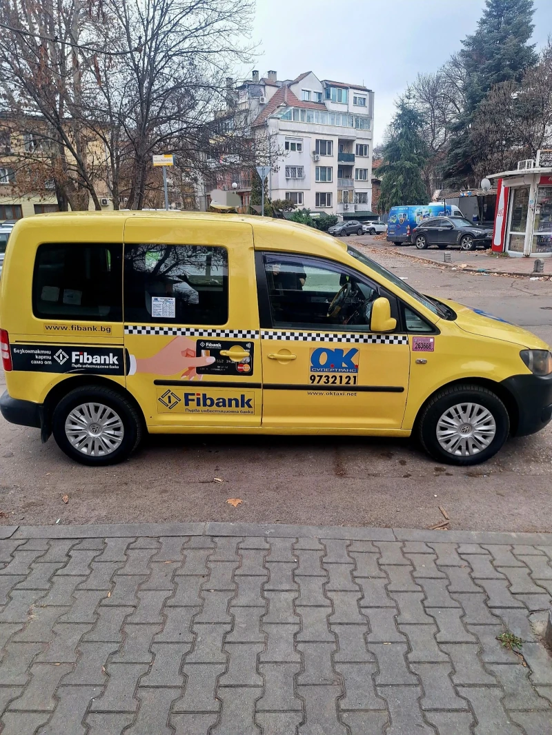 VW Caddy, снимка 3 - Автомобили и джипове - 52998614