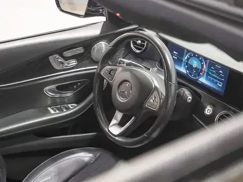 Mercedes-Benz E 300 AMG* 4matic* Burmester* 360, снимка 10 - Автомобили и джипове - 55604254