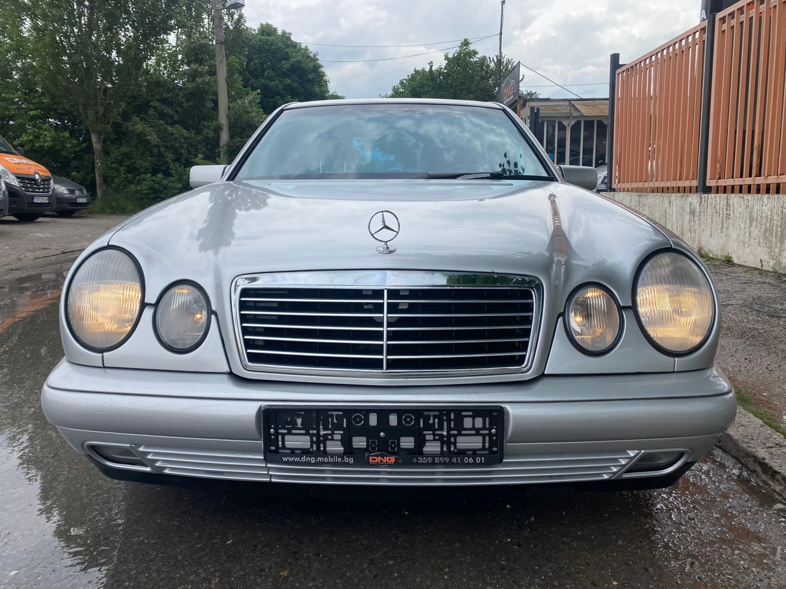 Mercedes-Benz E 200 AVANTGARDE/УНИКАТ - изображение 3