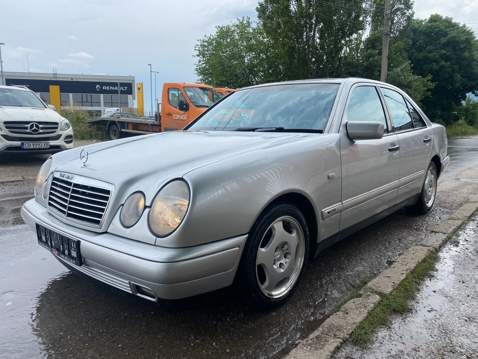 Mercedes-Benz E 200 AVANTGARDE/УНИКАТ - изображение 4